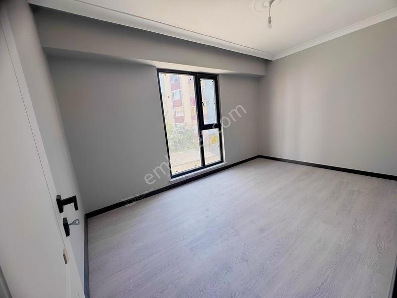 Tema Emlaktan Altınova Mah Sıfır Arakat 2+0 Satılık Daire — fotoğraf 24