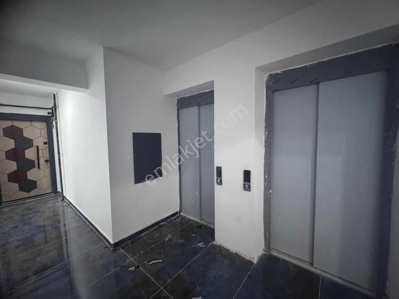 Tema Emlaktan Altınova Mah Sıfır Arakat 2+0 Satılık Daire — fotoğraf 29