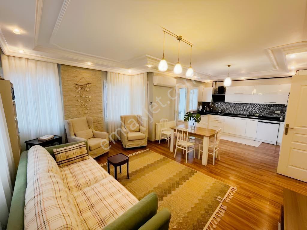 Paris'ten Yurt Mahallesinde 3+1 Satılık Daire !!!