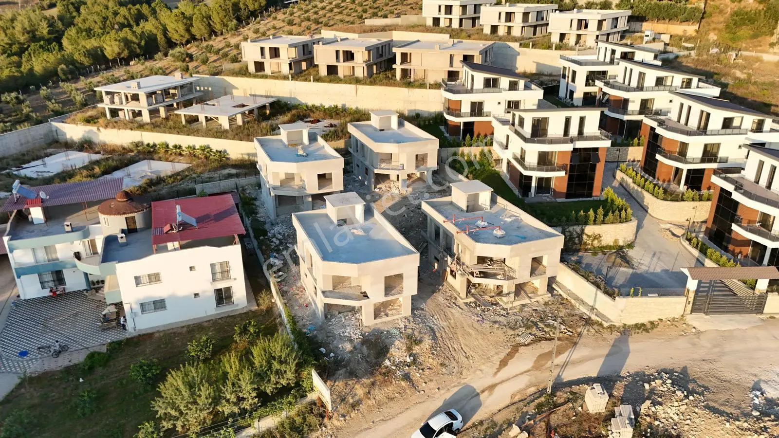 5+1 Villa Çarkıpare Havuzlu Arsa 225m2 Fore Kazık