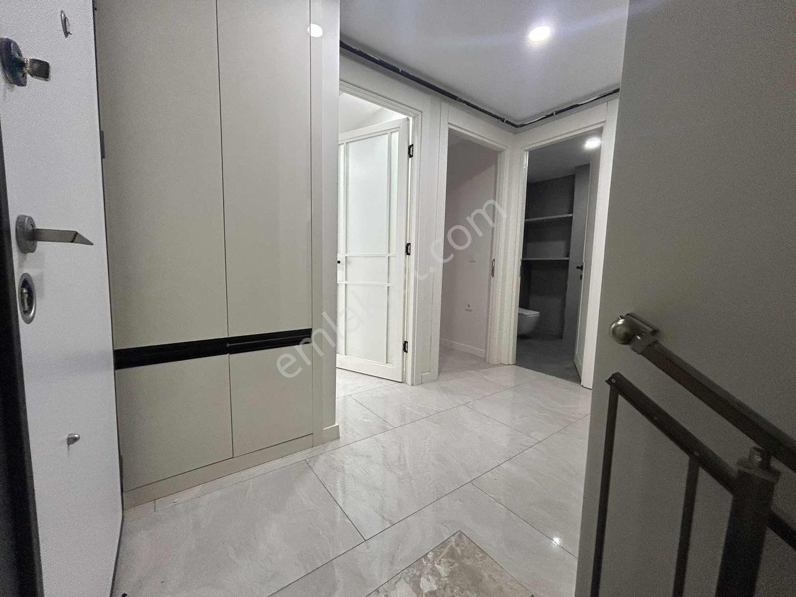 Bağlarbaşında | Sıfır 4+1 Dubleks | 240 M² Her Kat Tek Daire — fotoğraf 2