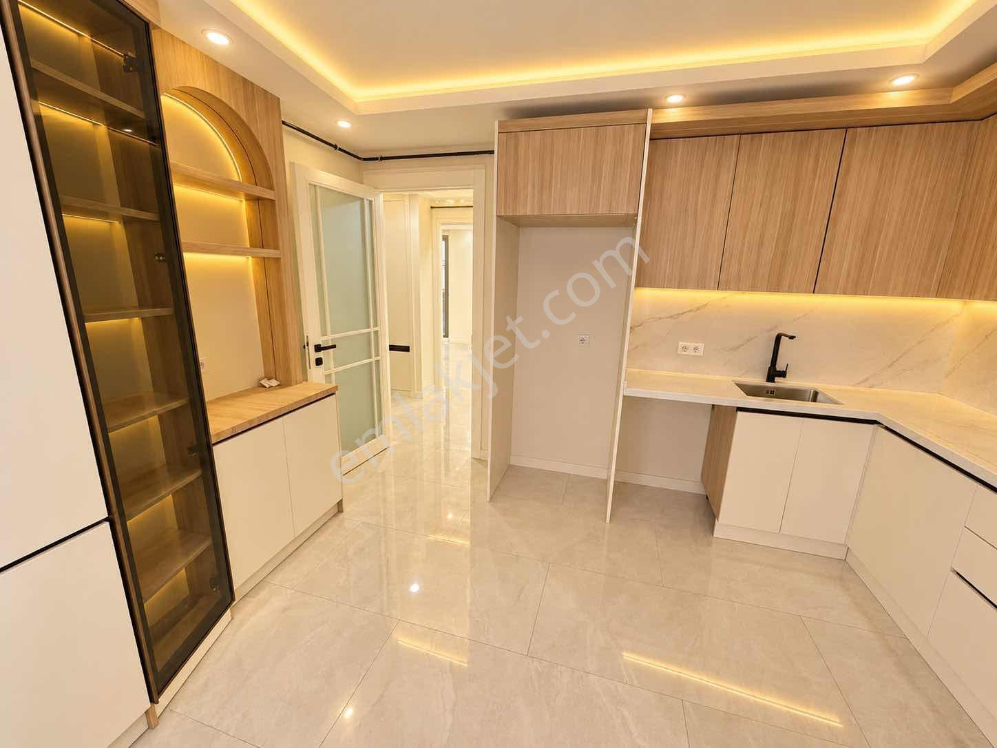 Bağlarbaşında | Sıfır 4+1 Dubleks | 240 M² Her Kat Tek Daire — fotoğraf 8