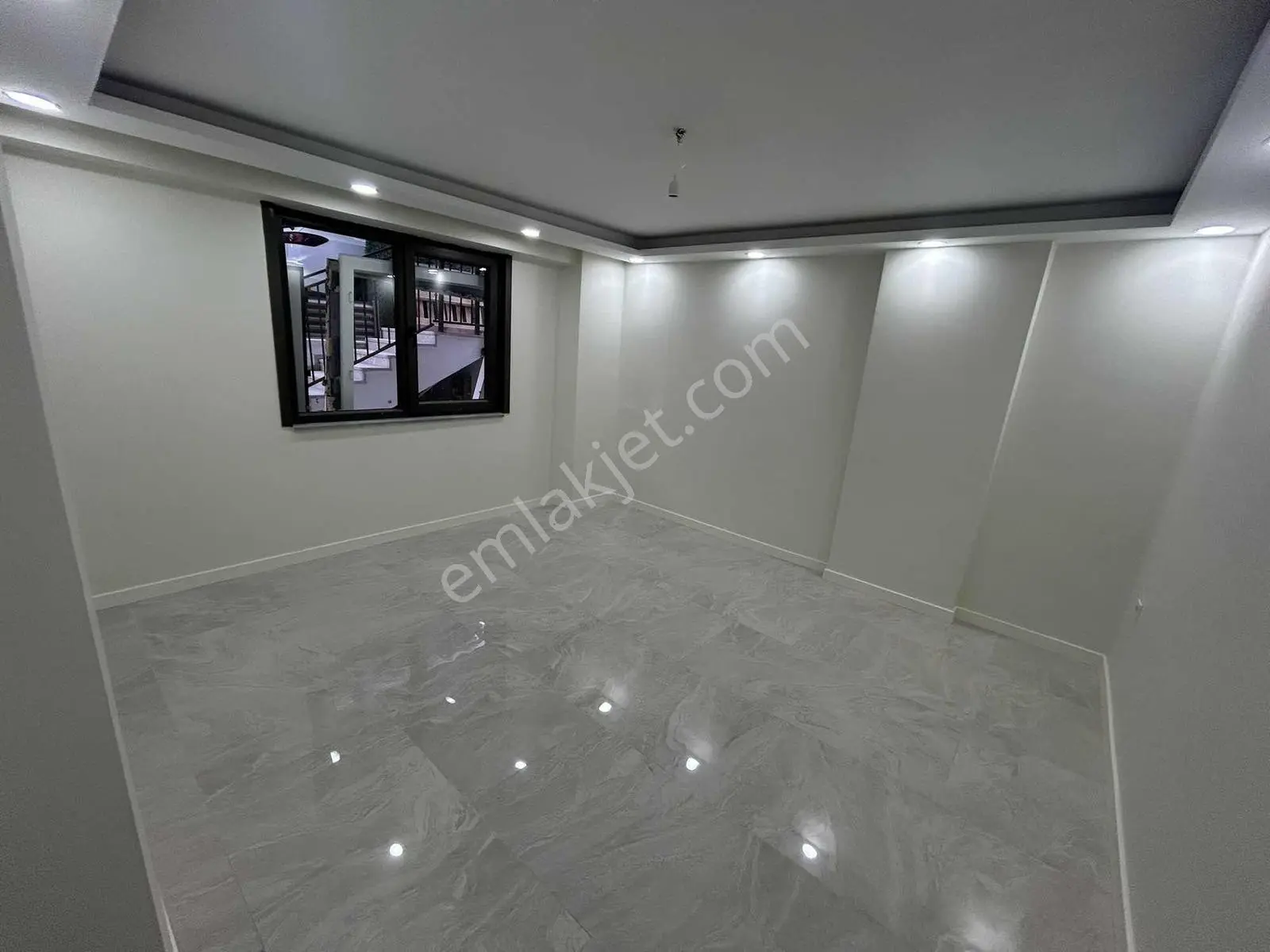 Bağlarbaşında | Sıfır 4+1 Dubleks | 240 M² Her Kat Tek Daire — fotoğraf 11