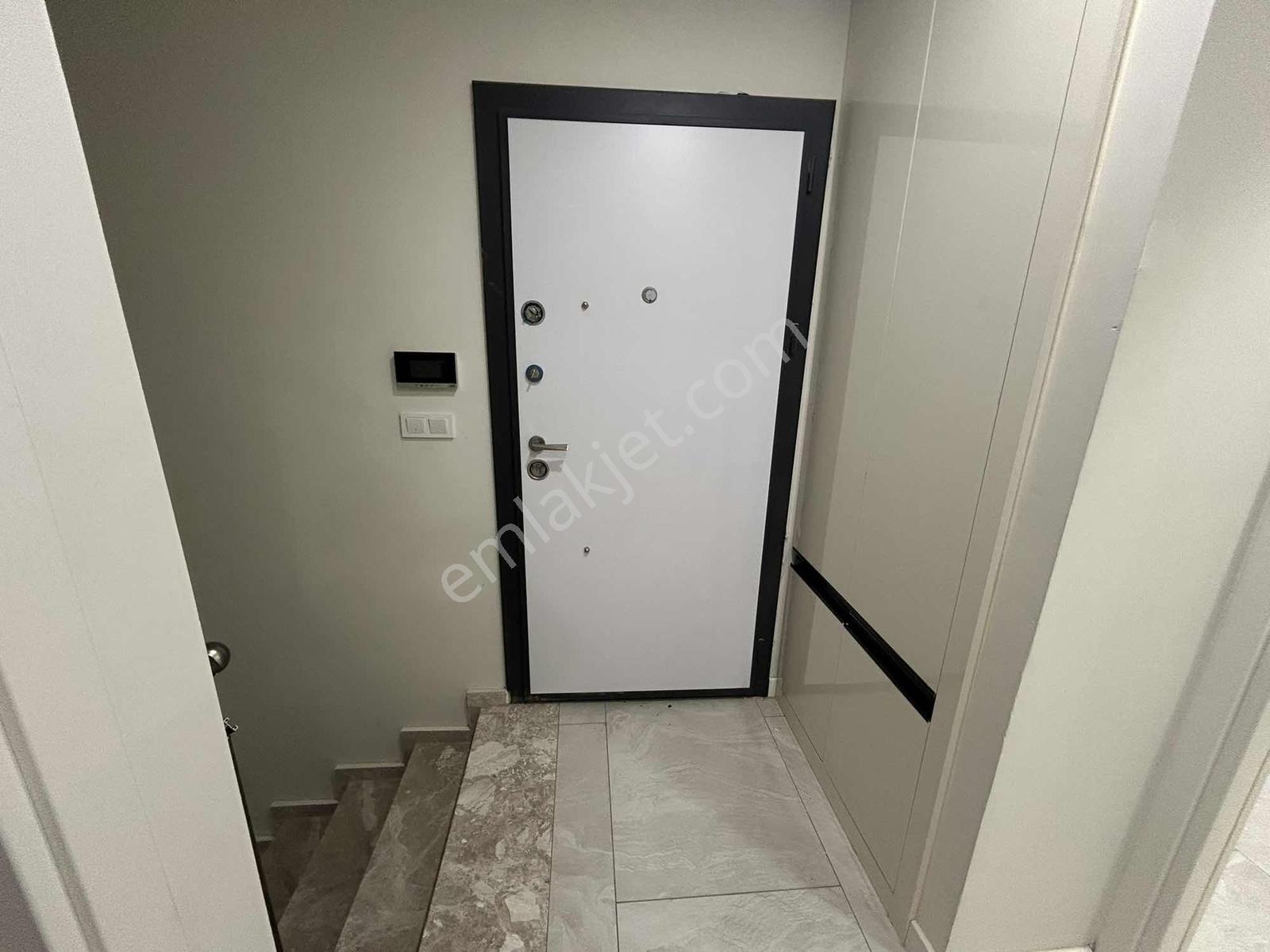 Bağlarbaşında | Sıfır 4+1 Dubleks | 240 M² Her Kat Tek Daire — fotoğraf 21