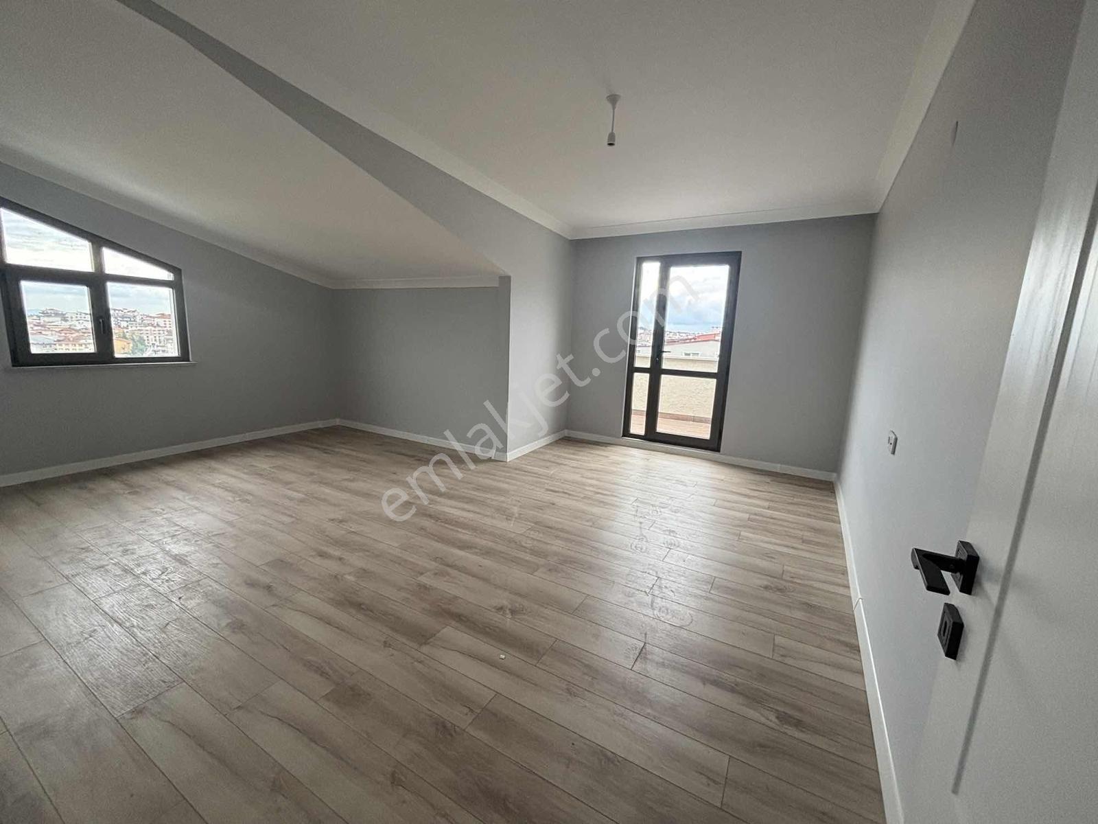 Gebze Adem Yavuz Mahallesin De 5+1 Satılık Dublex Daire — fotoğraf 18