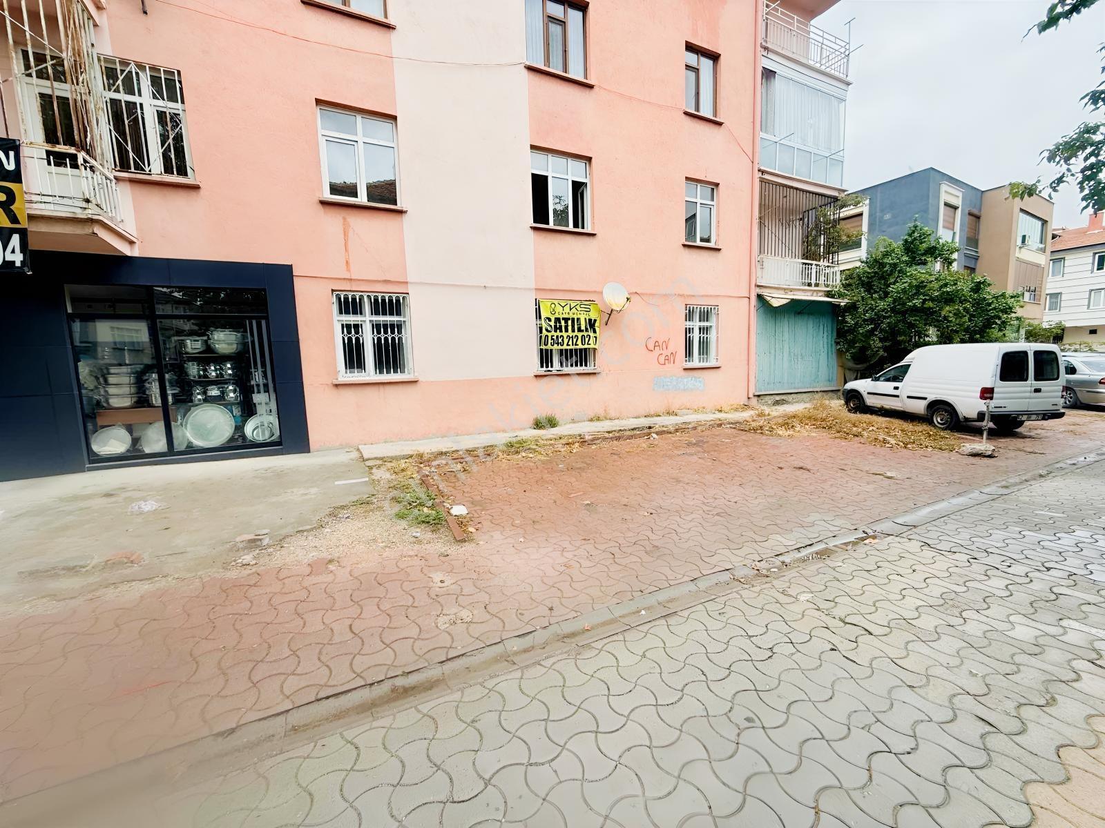 Yks Gayrimenkulden Işıklar Mahallesinde Satılık 2+1 Daire