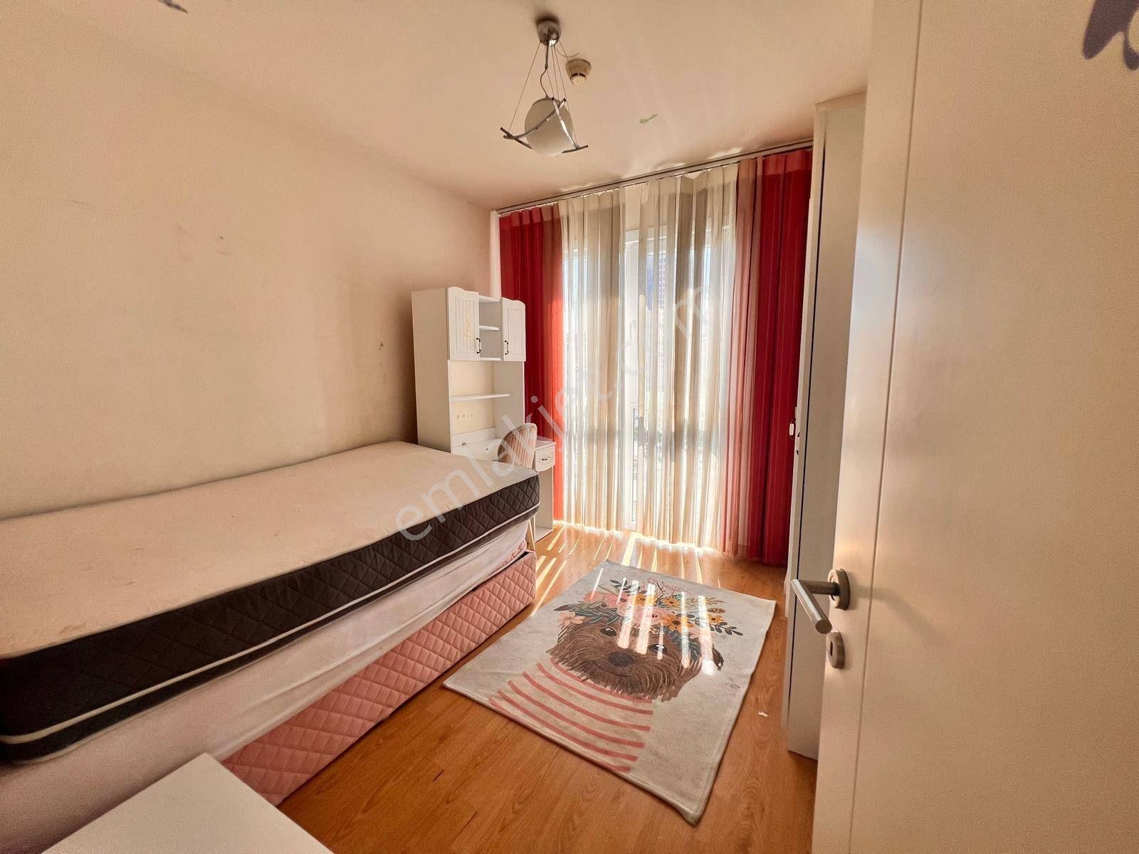 Hep İstanbul Sitesinde 3+1 Acil Satılık /metrobüse 5dk Yürüme — fotoğraf 7