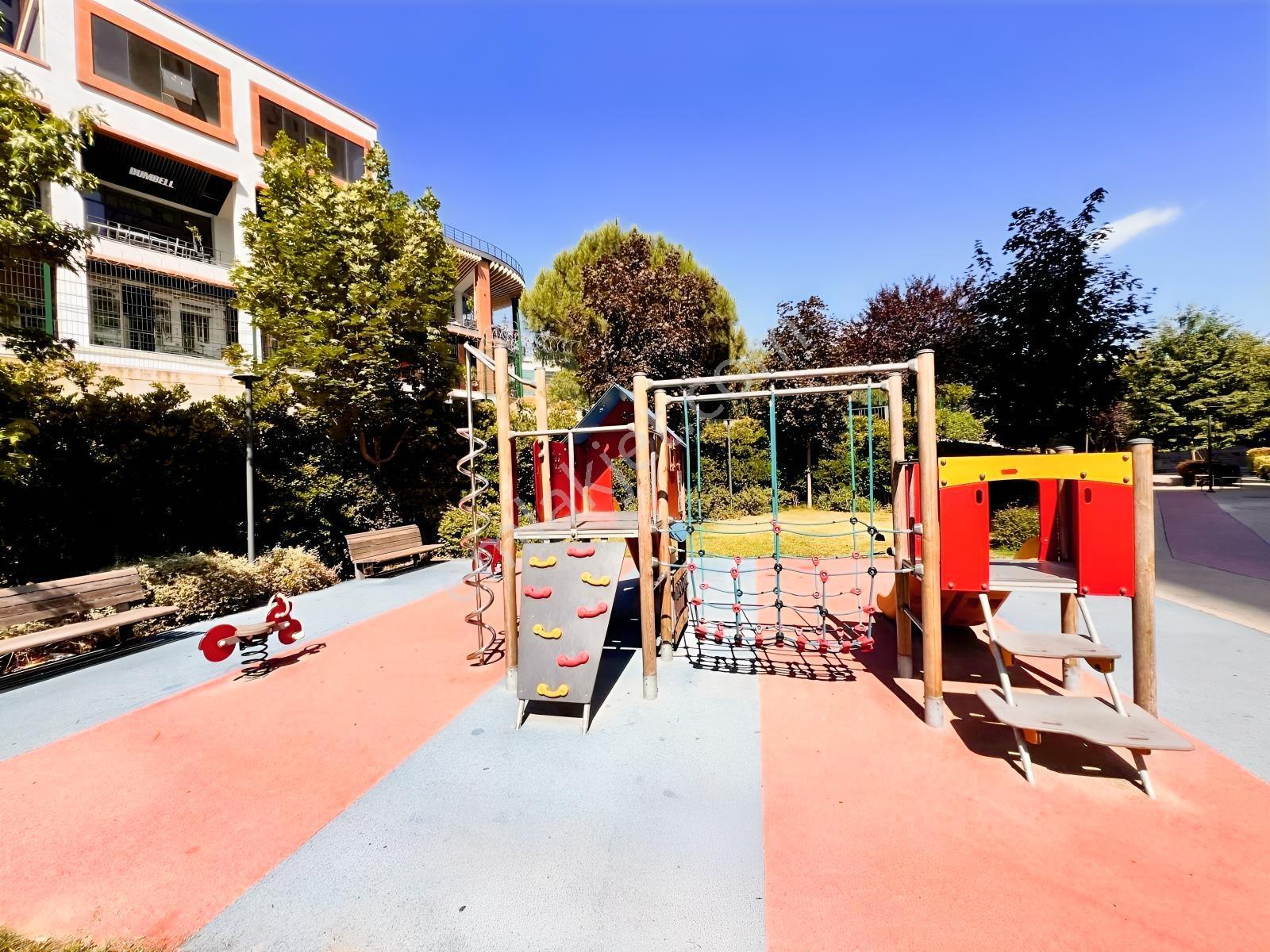 Hep İstanbul Sitesinde 3+1 Acil Satılık /metrobüse 5dk Yürüme — fotoğraf 24