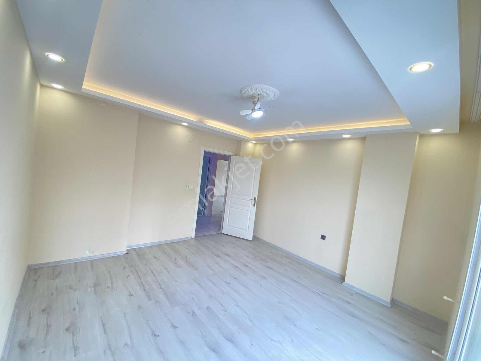 Yılmaz'dan İncirlik Kemalpaşa'da Satılık 3+1 K.mtfk Lux Daire — fotoğraf 7