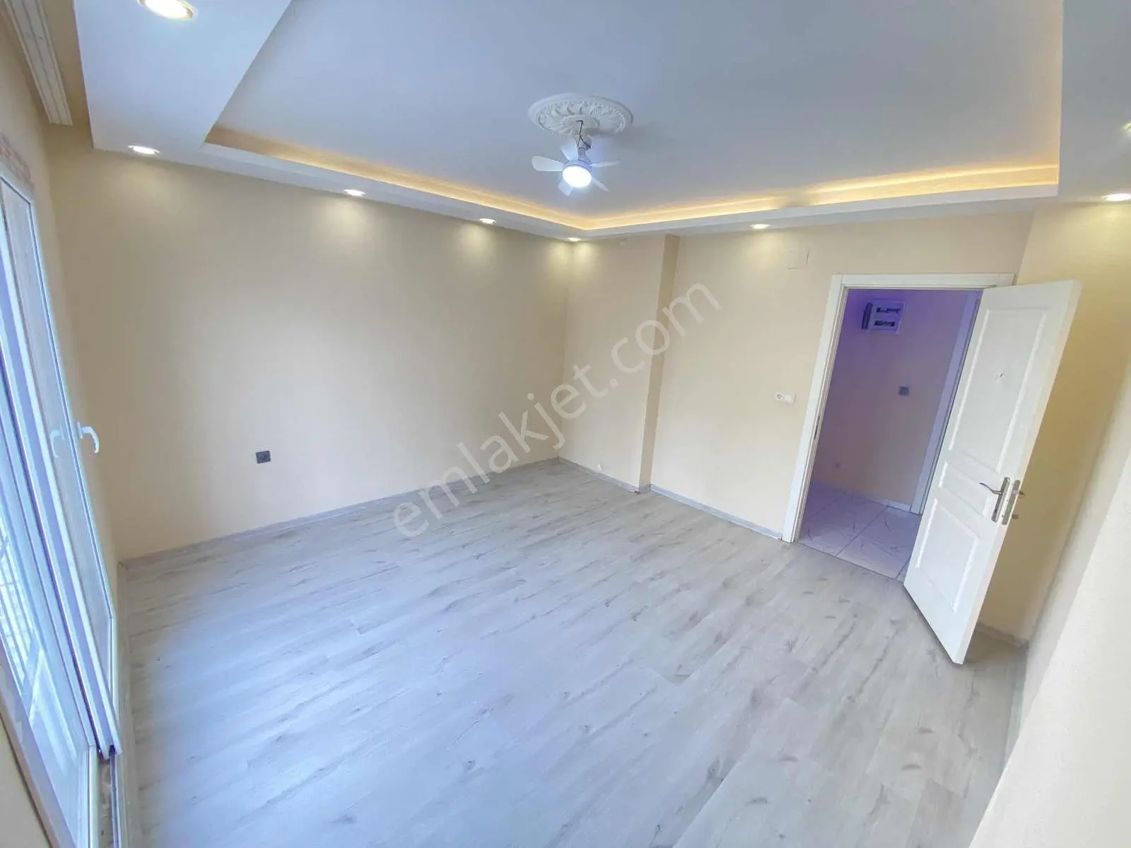 Yılmaz'dan İncirlik Kemalpaşa'da Satılık 3+1 K.mtfk Lux Daire — fotoğraf 9