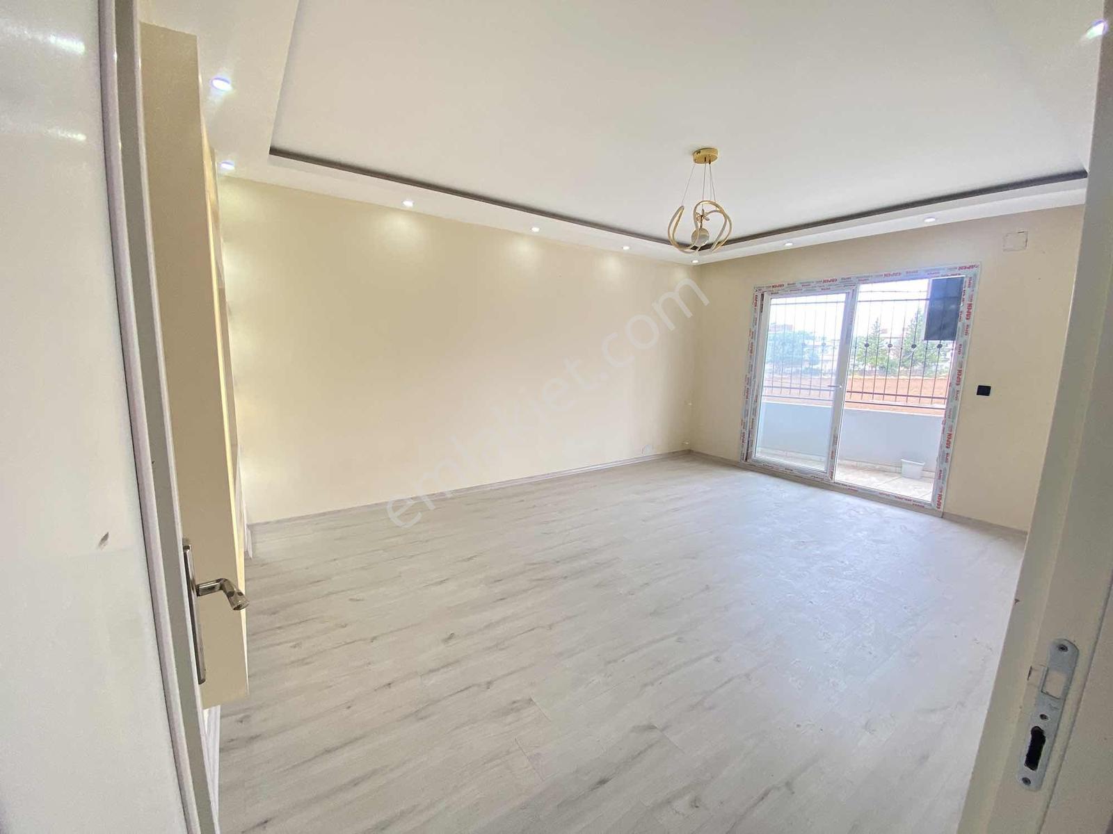 Yılmaz'dan İncirlik Kemalpaşa'da Satılık 3+1 K.mtfk Lux Daire — fotoğraf 14