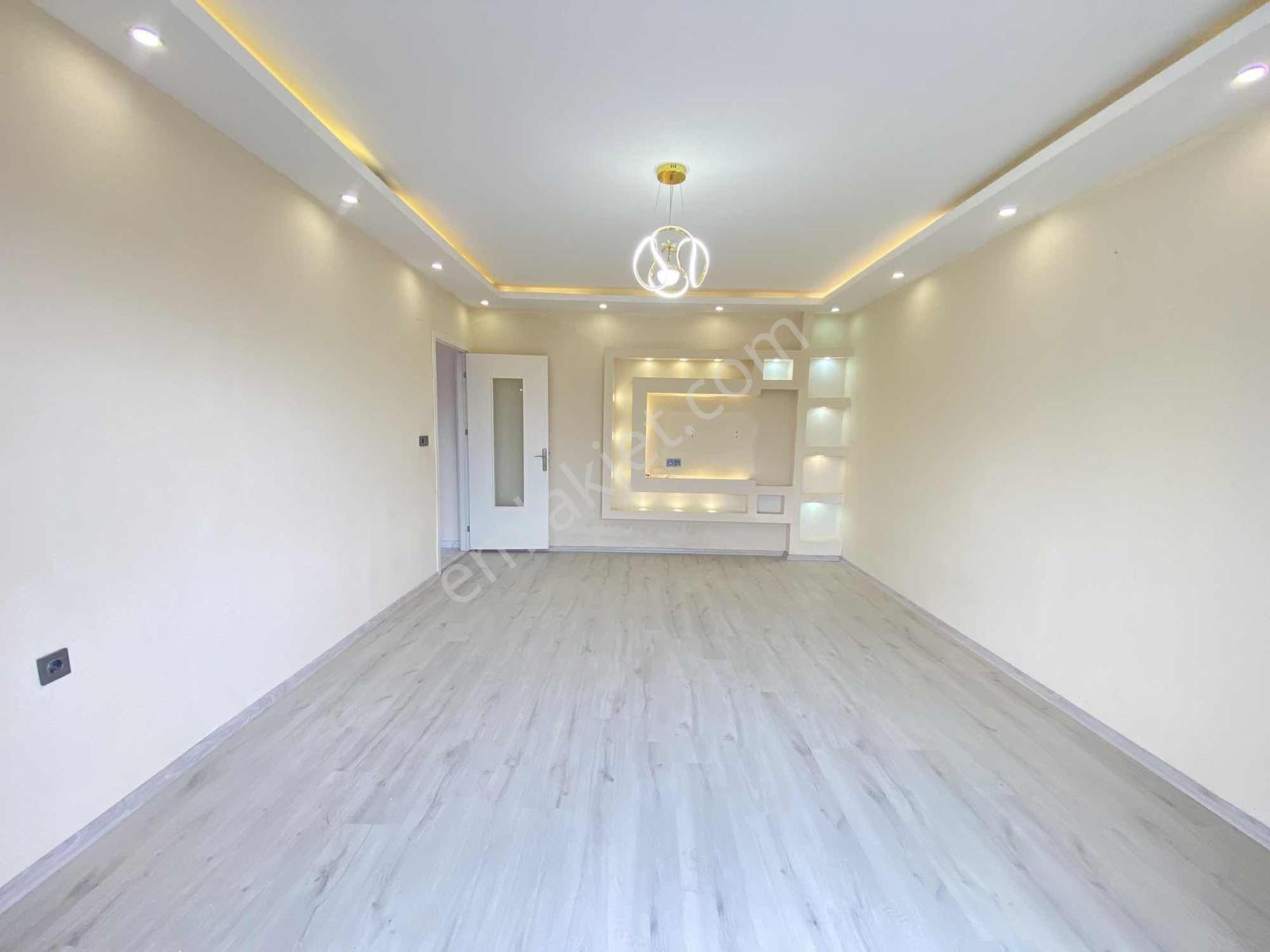 Yılmaz'dan İncirlik Kemalpaşa'da Satılık 3+1 K.mtfk Lux Daire — fotoğraf 16