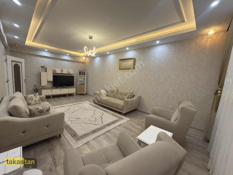 Fıstıklık Merkezi Konumlu 3+1 Ara Kat Masrafsız Daire — fotoğraf 4