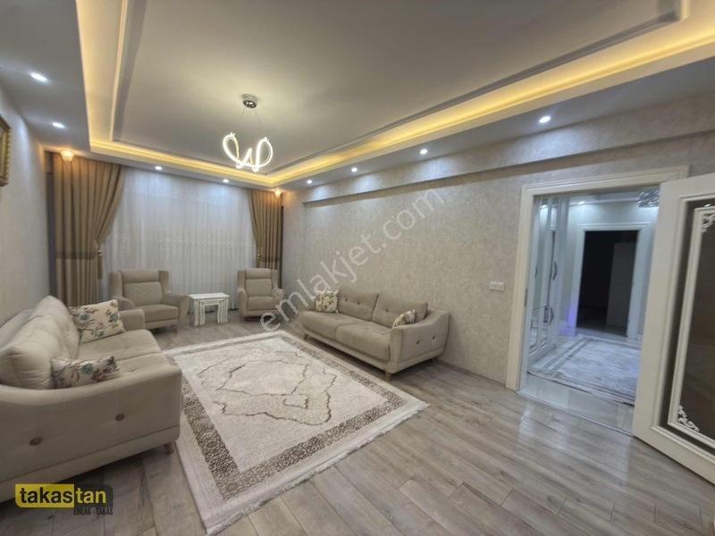 Fıstıklık Merkezi Konumlu 3+1 Ara Kat Masrafsız Daire — fotoğraf 10