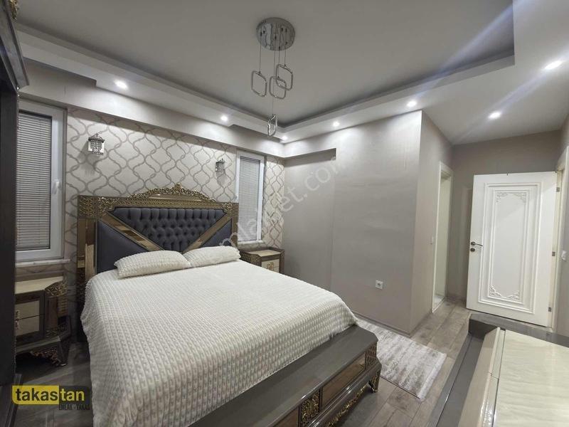Fıstıklık Merkezi Konumlu 3+1 Ara Kat Masrafsız Daire — fotoğraf 18