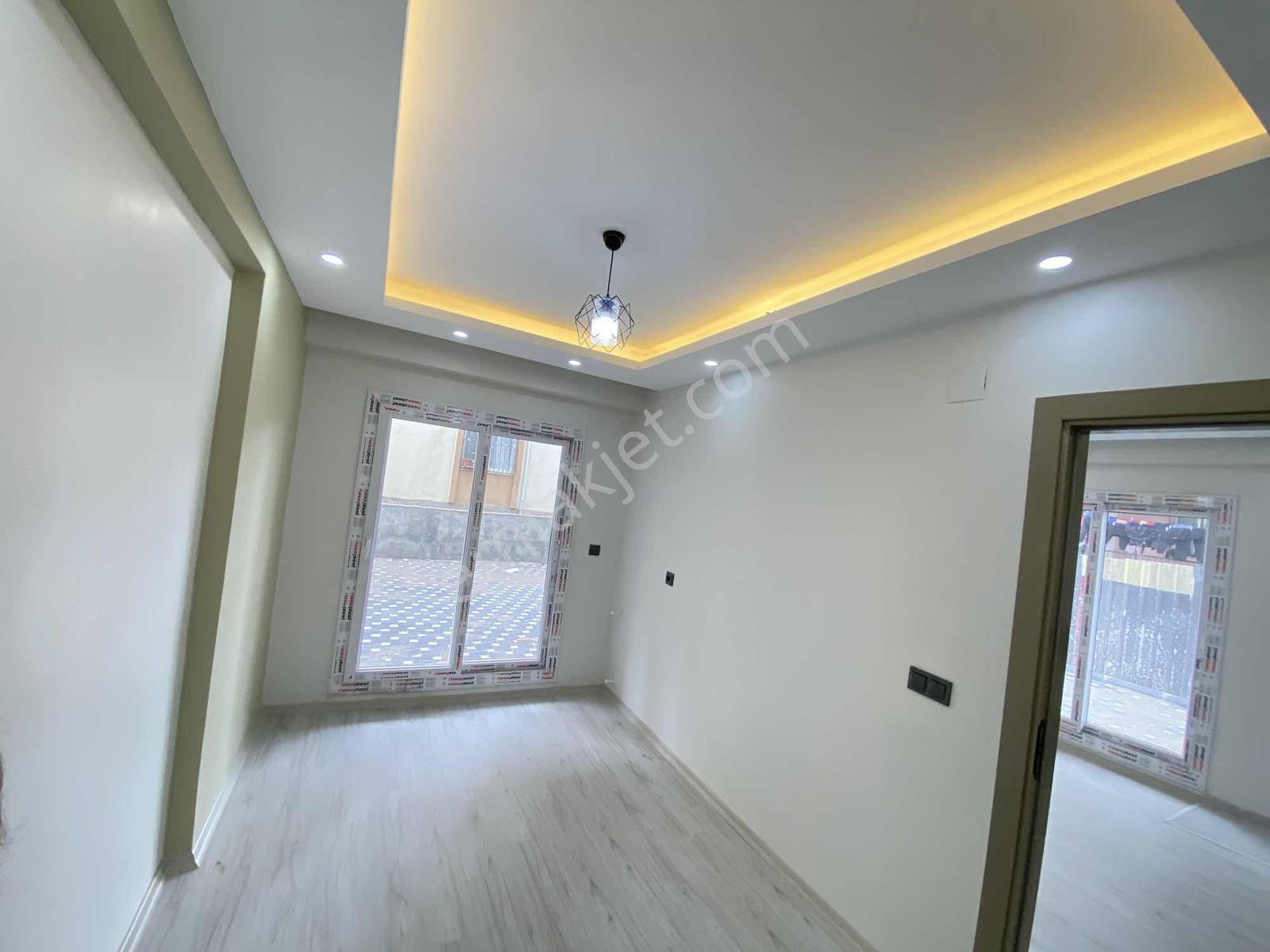 Yılmaz'dan İncırlık Yenımahalle'de Satılık 1+1 Girişkat E5yakın — fotoğraf 7