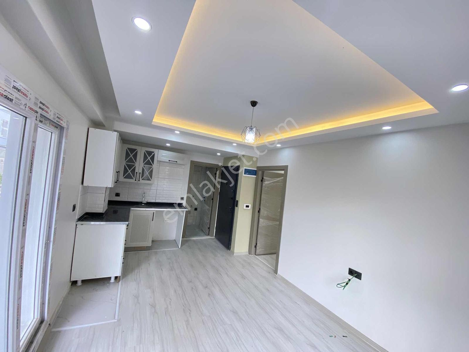 Yılmaz'dan İncırlık Yenımahalle'de Satılık 1+1 Girişkat E5yakın — fotoğraf 12