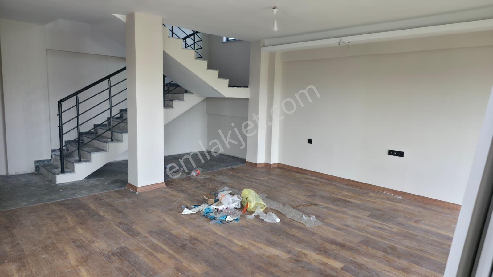 Lalahan' Da Konfor Ve Prestij Bir Arada! 3+1 Bahçeli Lüks Villa — fotoğraf 7