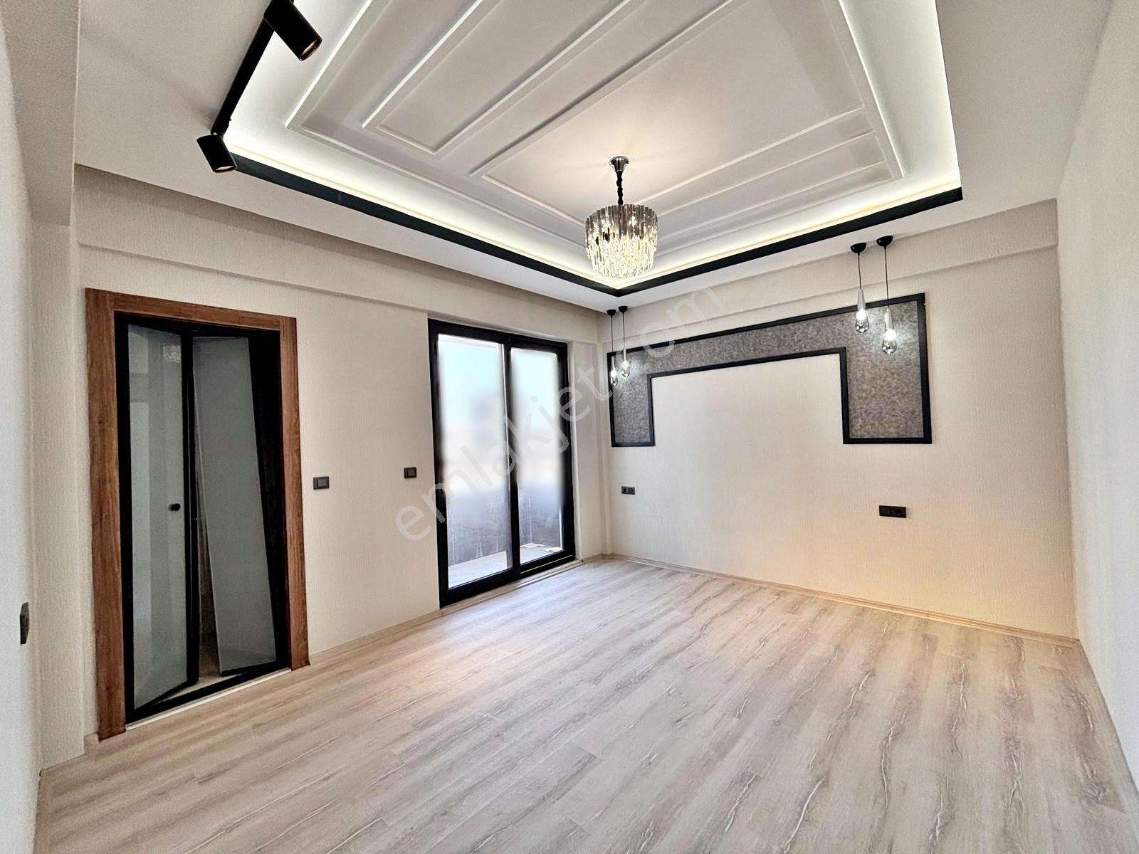 Göktürk'de Modern Ve Şık Yemek Odalı Emsalsiz Ultralüx 2.5+1 — fotoğraf 13