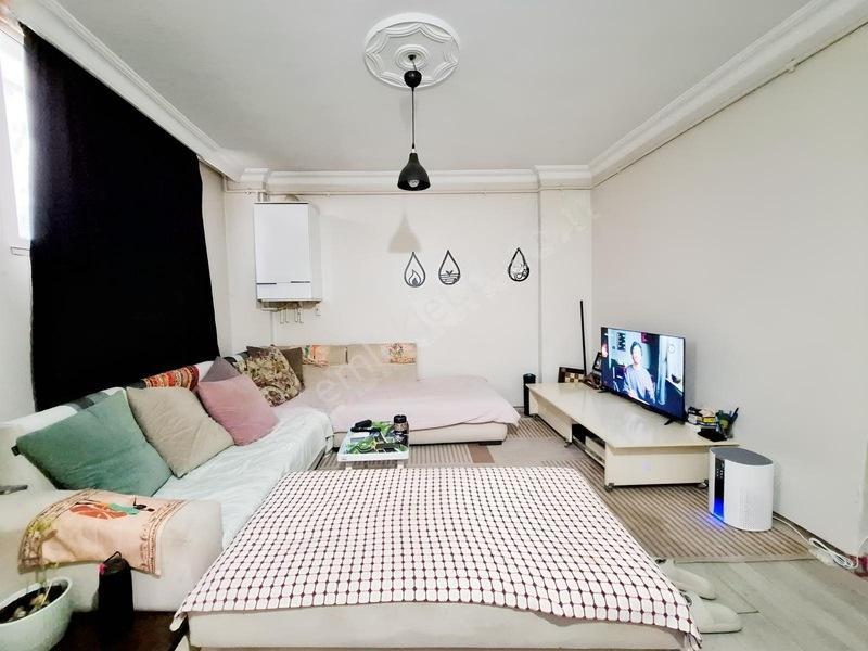 Şişli Ana Caddeye 2dk Balkonlu Saıtlık 1+1 Daire — fotoğraf 12