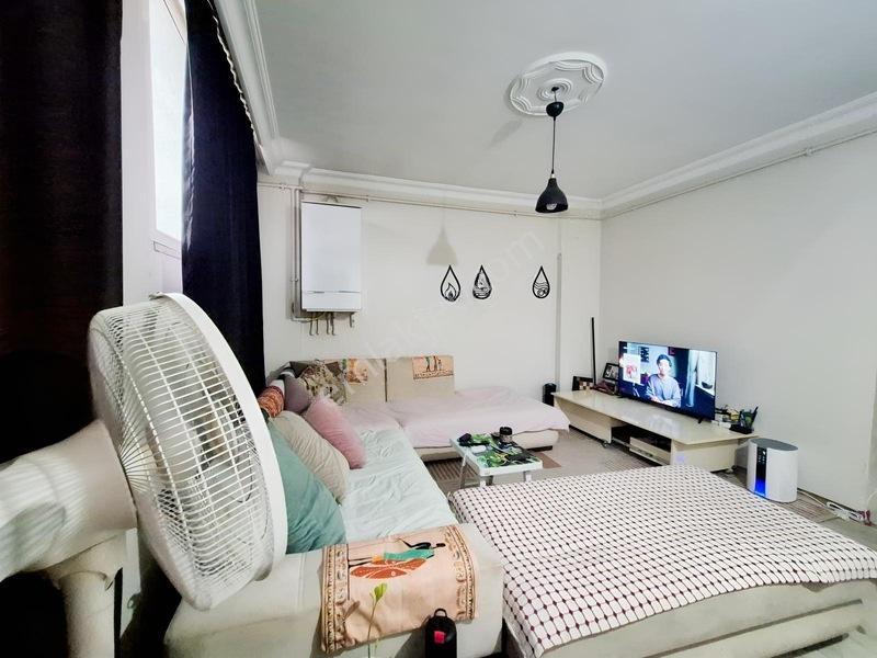Şişli Ana Caddeye 2dk Balkonlu Saıtlık 1+1 Daire — fotoğraf 14