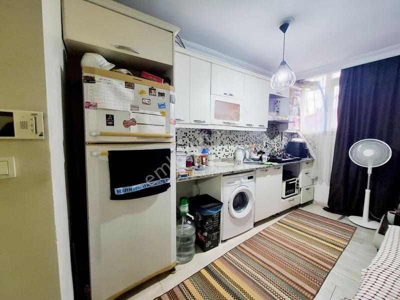 Şişli Ana Caddeye 2dk Balkonlu Saıtlık 1+1 Daire — fotoğraf 16