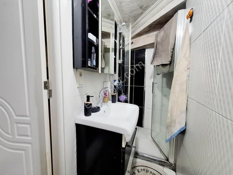 Şişli Ana Caddeye 2dk Balkonlu Saıtlık 1+1 Daire — fotoğraf 29