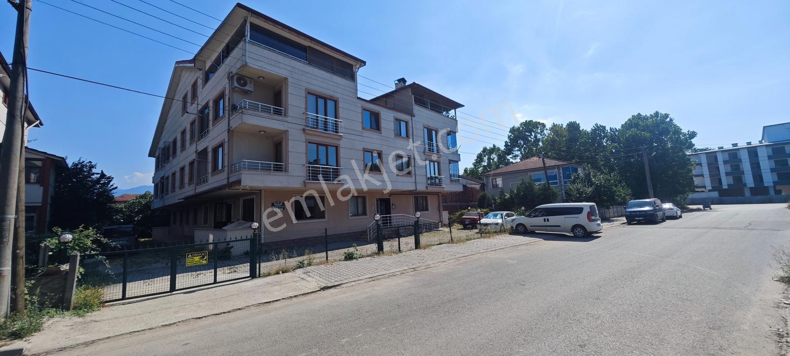 Düzce Kiremitocağı Mah. De 3+1 Satılık — fotoğraf 17