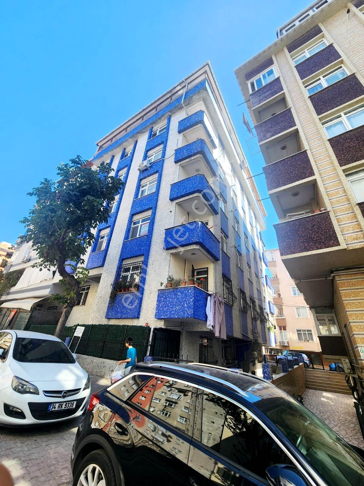 Siyavuşpaşa Merkez 2005 Yapımı Binada 3+1 115m2 1. Kat
