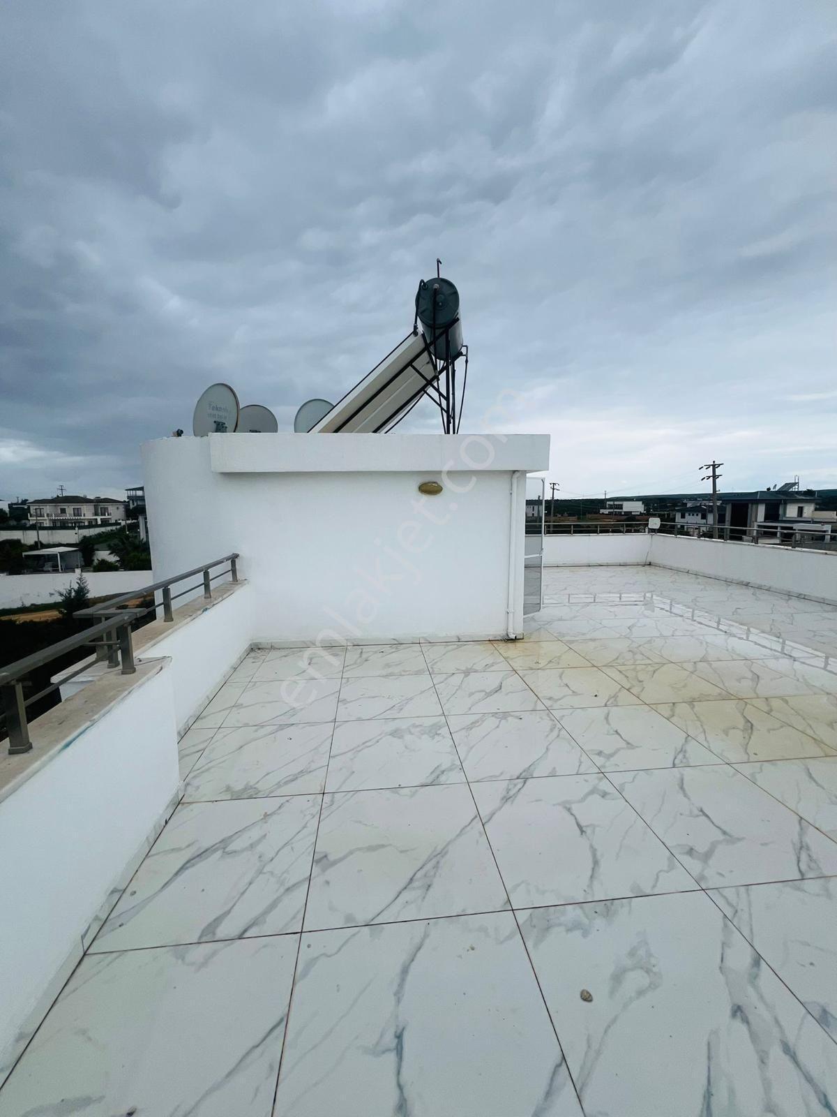 Didim Efeler Mahallesi'nde Havuzlu 4+1 Satılık Villa — fotoğraf 7
