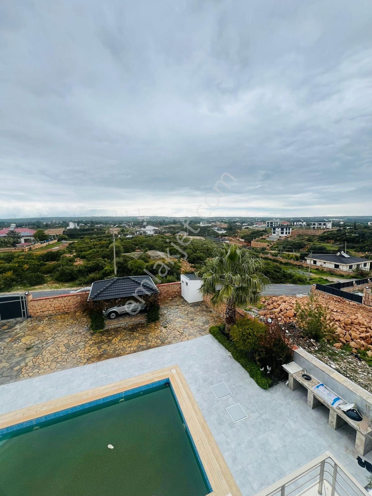 Didim Efeler Mahallesi'nde Havuzlu 4+1 Satılık Villa — fotoğraf 11
