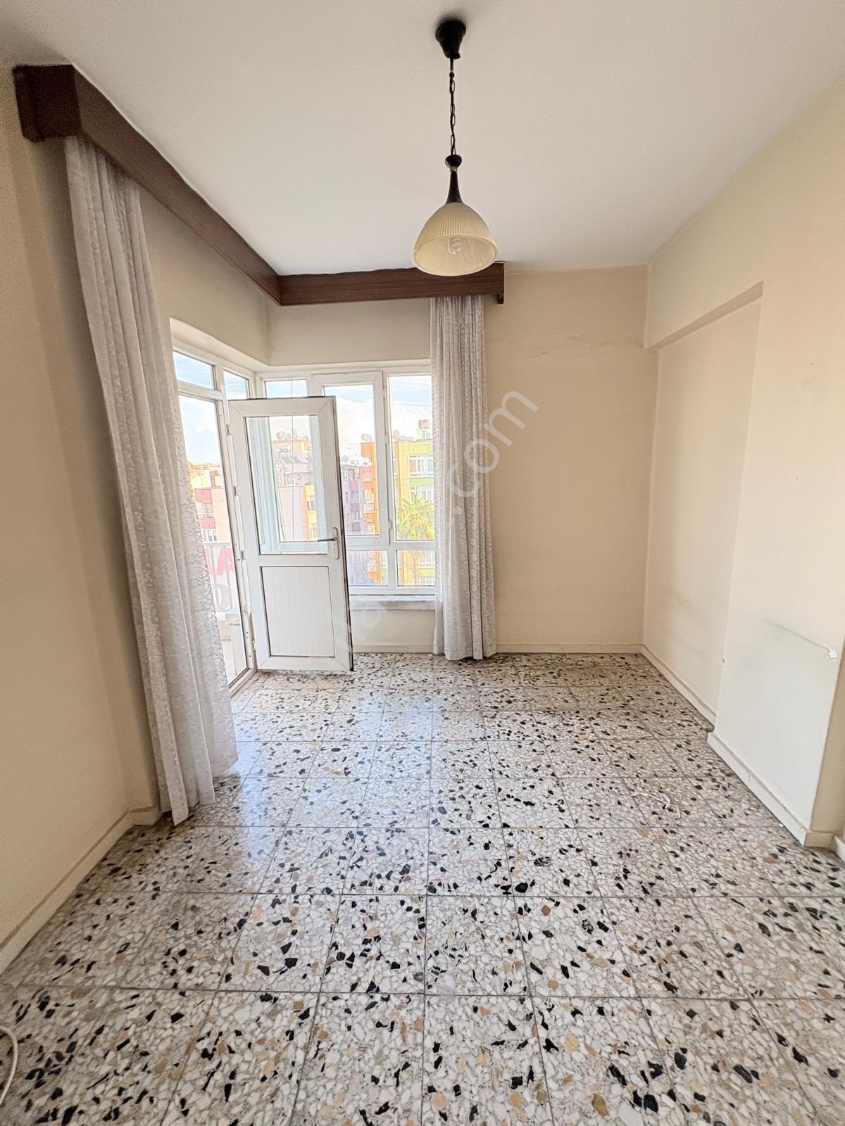 Prestij'den Güvenevler'de Forum Civarı Asansörlü 3+1 Daire — fotoğraf 13