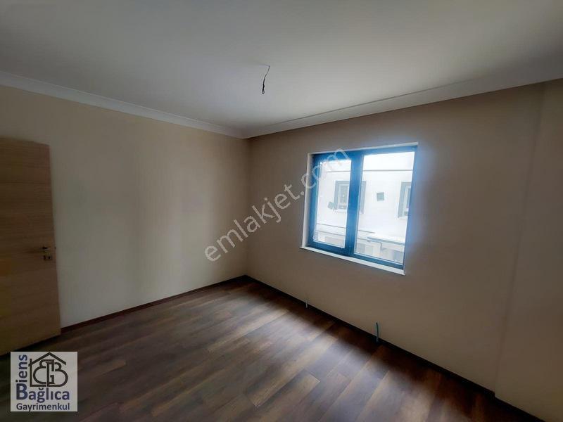 Bağlum Merkezde "0" Oturuma Hazır Ara Kat 2+1 Satılık Daire — fotoğraf 7