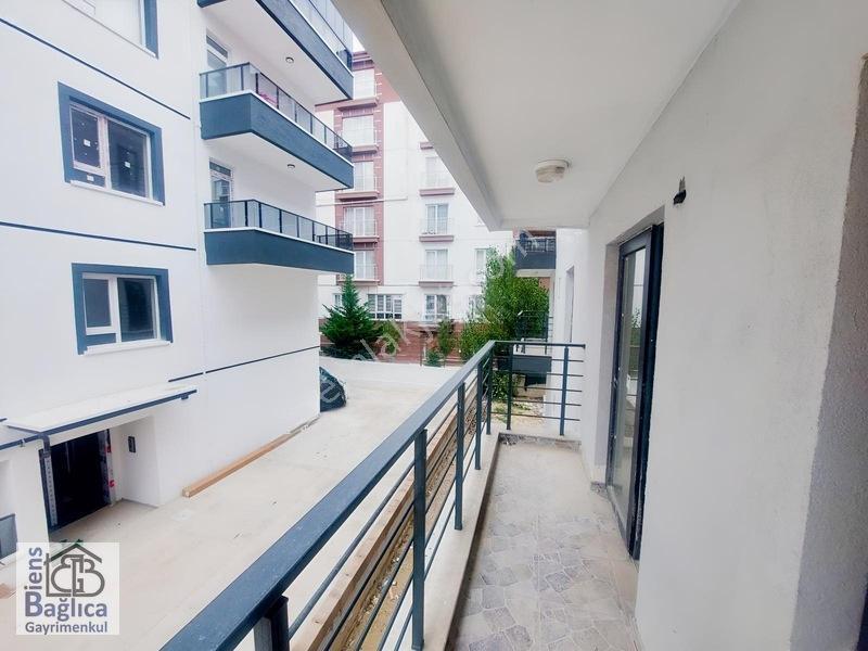 Bağlum Merkezde "0" Oturuma Hazır Ara Kat 2+1 Satılık Daire — fotoğraf 17