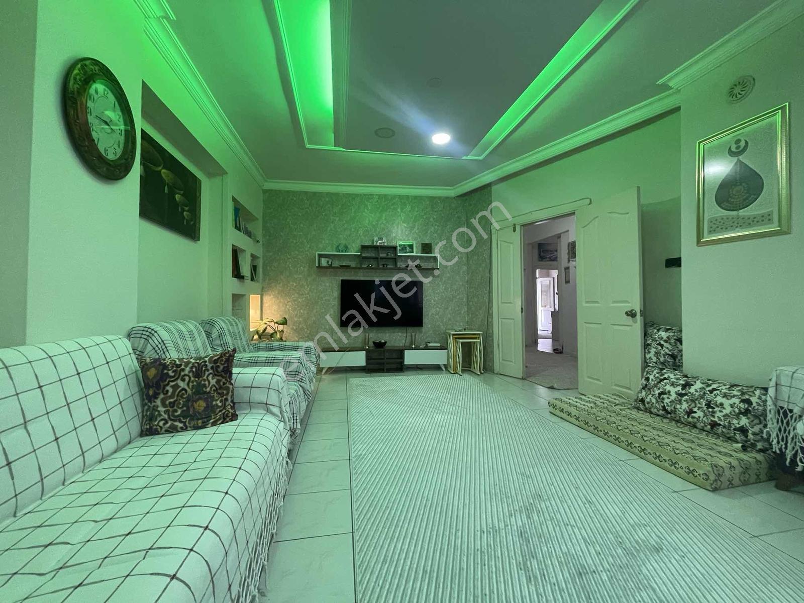 Bahçelievlerde 150 M² 3+1 Satılık Daire! — fotoğraf 2