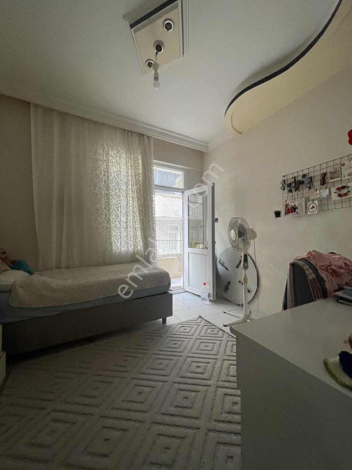 Bahçelievlerde 150 M² 3+1 Satılık Daire! — fotoğraf 24