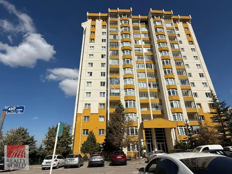 Turkuaz Da İyi Konumda Manzaralı Ön Ve Güneşli Satılık 4+1 Daire — fotoğraf 2