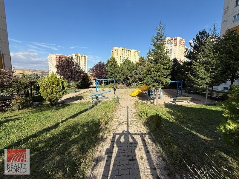 Turkuaz Da İyi Konumda Manzaralı Ön Ve Güneşli Satılık 4+1 Daire — fotoğraf 31