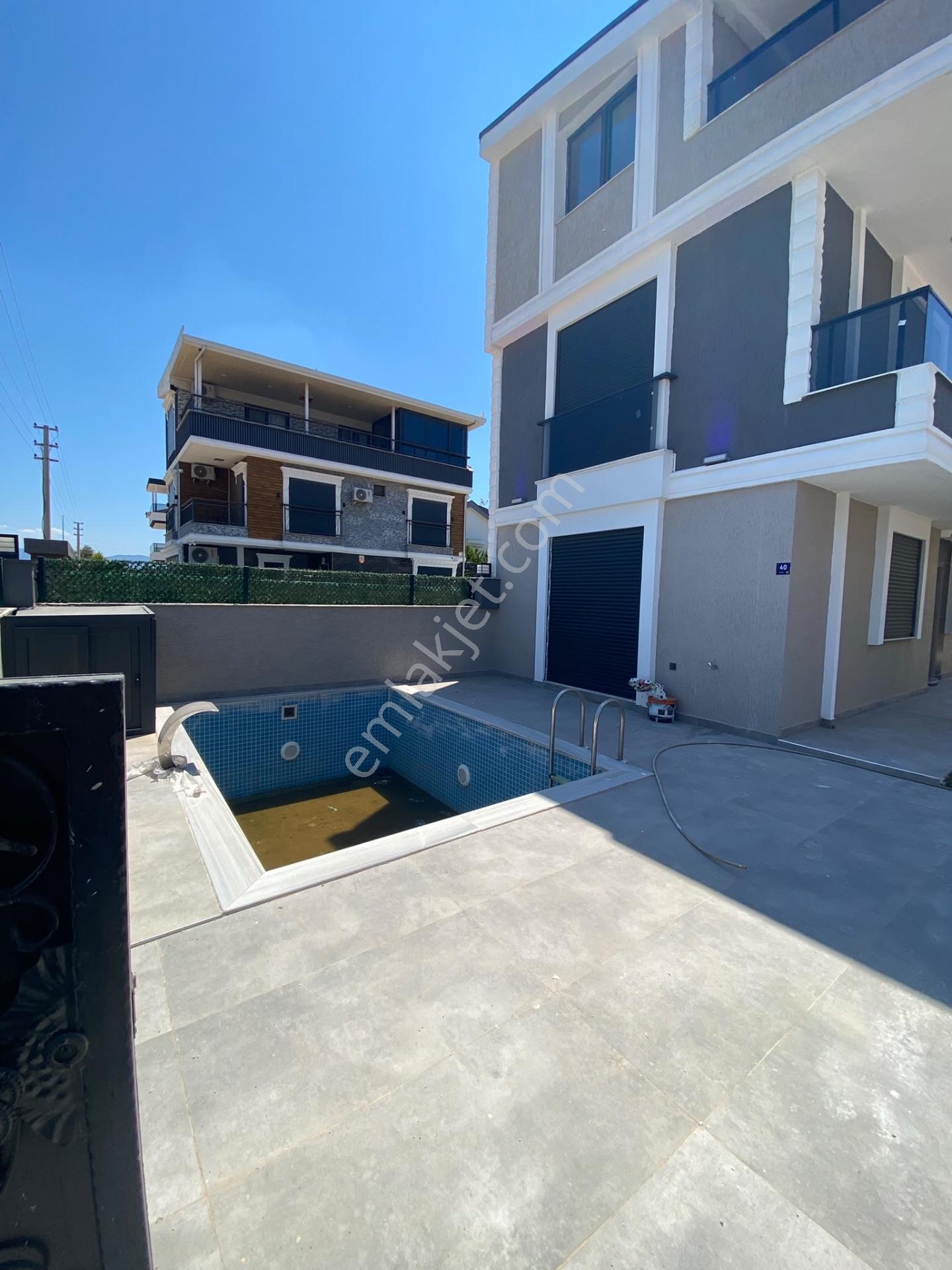 Aydın Didim Altınkumda 4+1 Akıllı Sistem Havuzlu Lüx Villa — fotoğraf 2