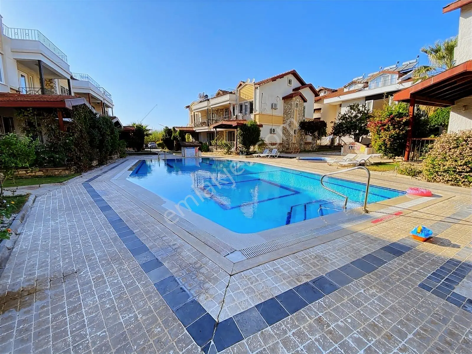 Fethiye Foca Mah'De Plaja Yakın 2+1