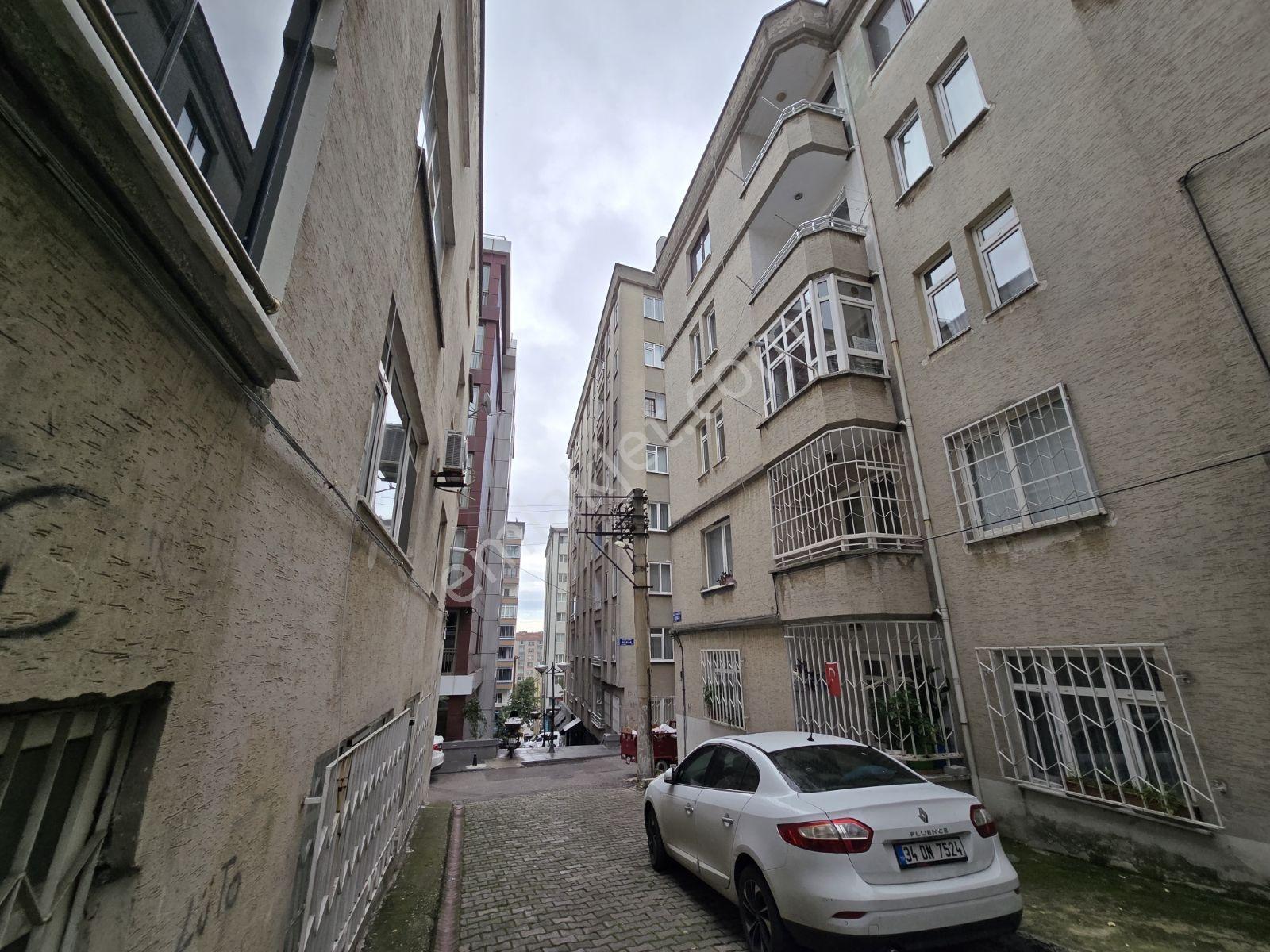 İlkadım'da Acil Satılık 3+1 Fırsat Daire — fotoğraf 31