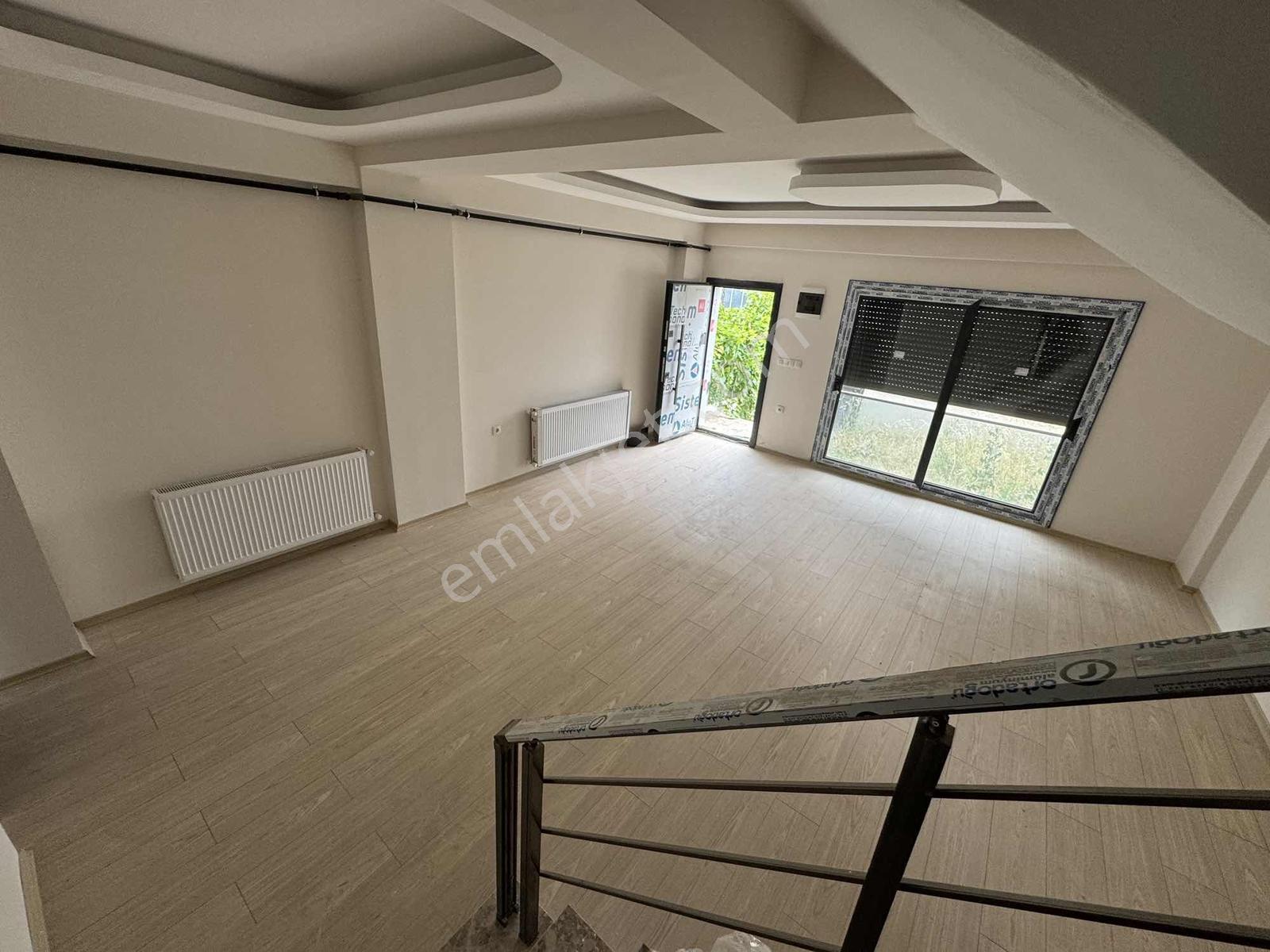 Menderes Coldwell Banker Poyraz'dan Muhteşem Konum 4+1 Villa — fotoğraf 5