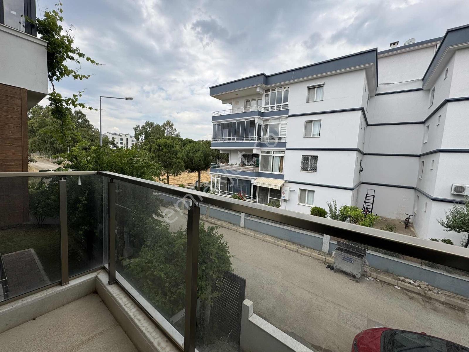 Menderes Coldwell Banker Poyraz'dan Muhteşem Konum 4+1 Villa — fotoğraf 6