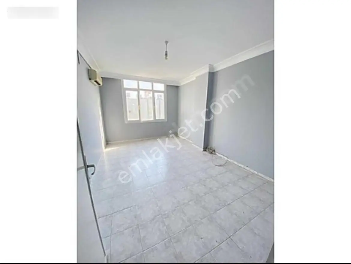 3+1güzelyalı İllerbankası 8-8katı 2banyo 200m2 Gd Cephe Kap.mutfak 21-25yaş Az Hasarlı. — fotoğraf 6