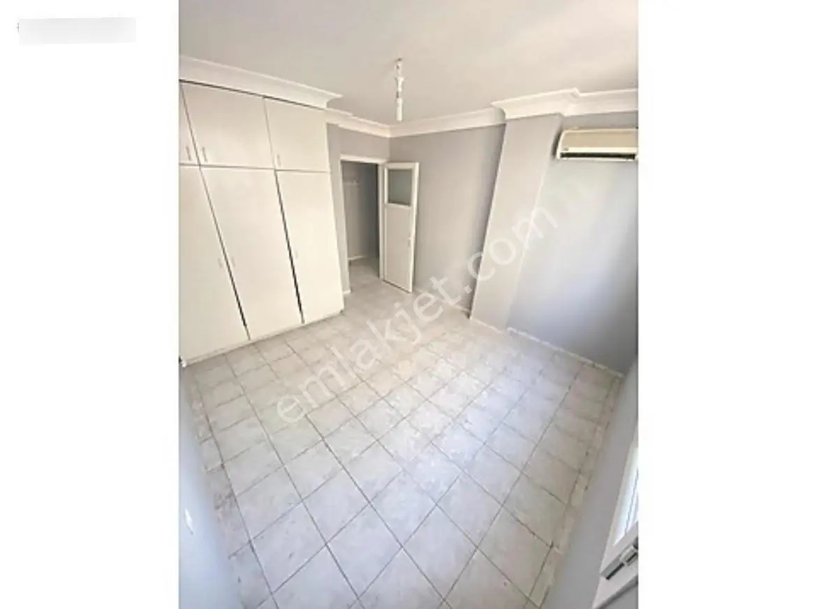 3+1güzelyalı İllerbankası 8-8katı 2banyo 200m2 Gd Cephe Kap.mutfak 21-25yaş Az Hasarlı. — fotoğraf 15