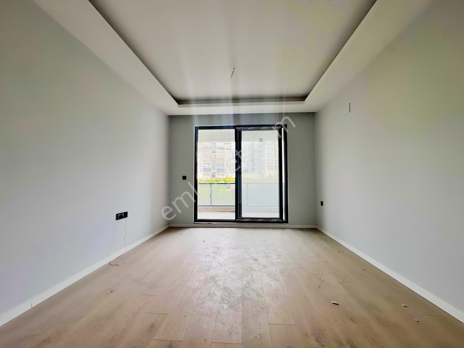 Sıfır, Havuzlu Sitede , 90 M2 Net , 1+1 Dubleks Daire — fotoğraf 8