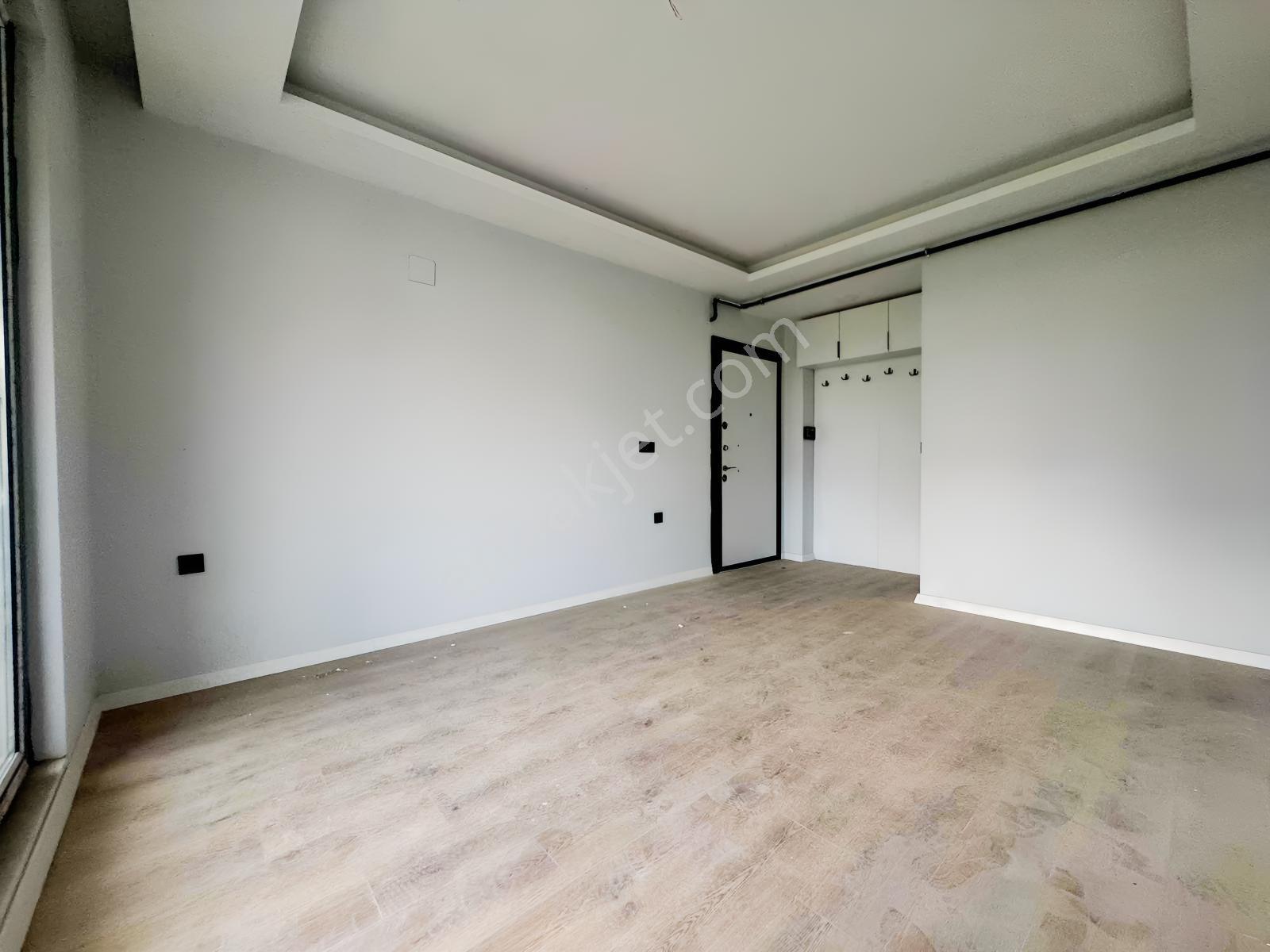Sıfır, Havuzlu Sitede , 90 M2 Net , 1+1 Dubleks Daire — fotoğraf 9