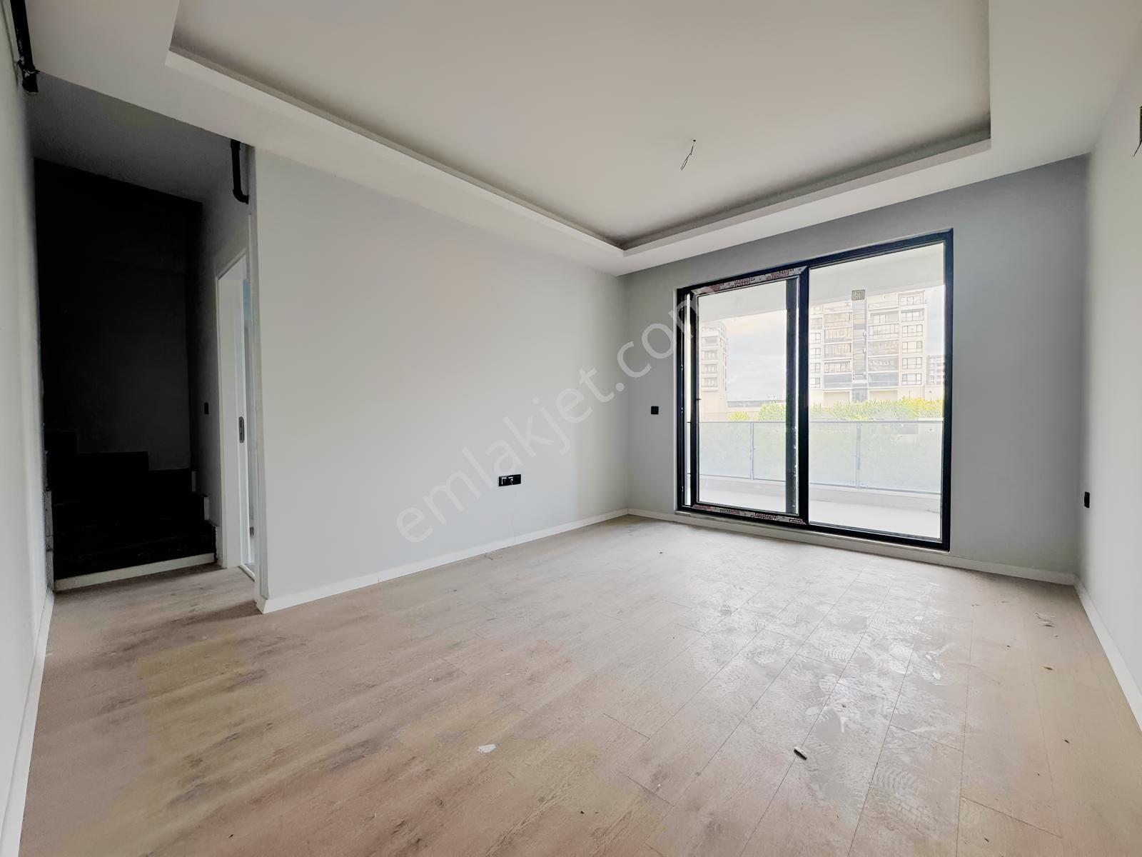 Sıfır, Havuzlu Sitede , 90 M2 Net , 1+1 Dubleks Daire — fotoğraf 11