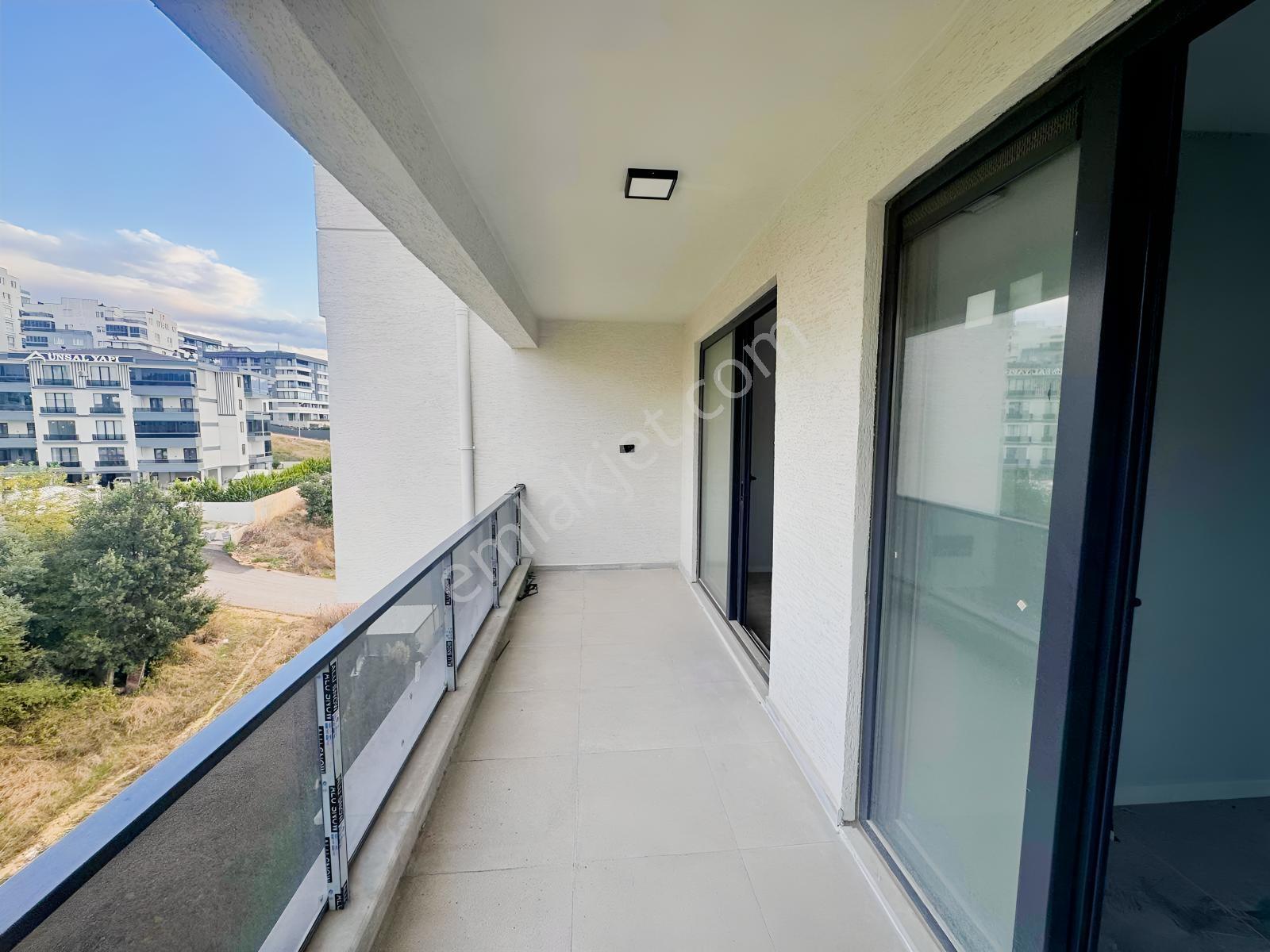 Sıfır, Havuzlu Sitede , 90 M2 Net , 1+1 Dubleks Daire — fotoğraf 17