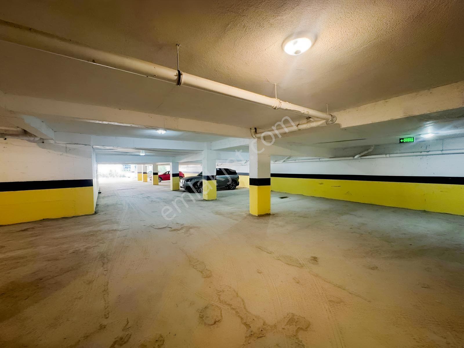 Sıfır, Havuzlu Sitede , 90 M2 Net , 1+1 Dubleks Daire — fotoğraf 33